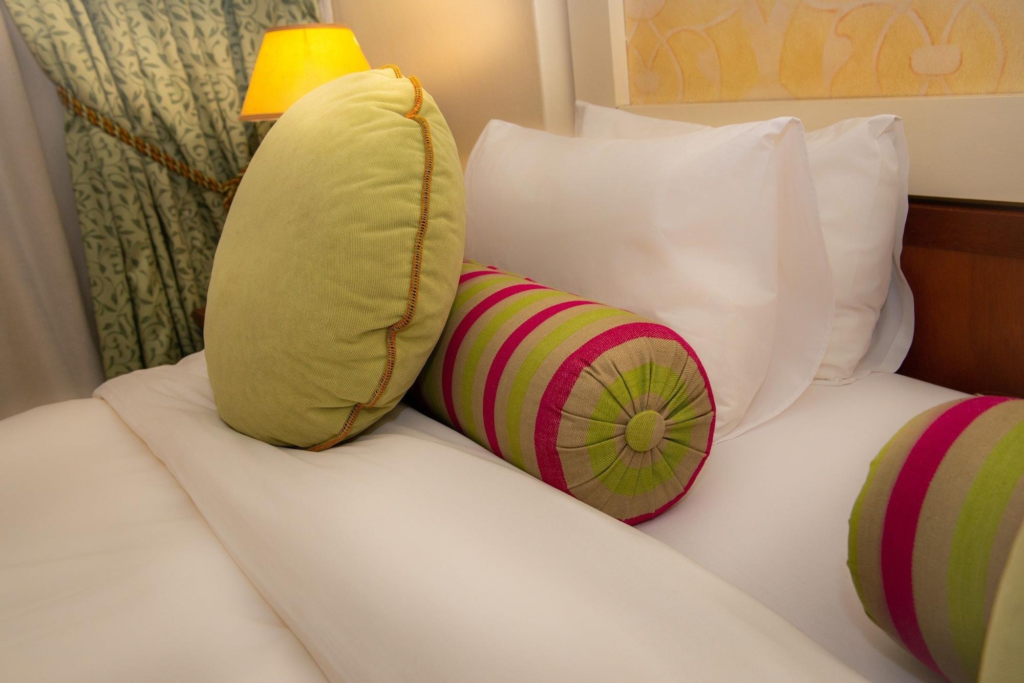 Lombardy Boutique Hotel & Conference Venue Претория Экстерьер фото